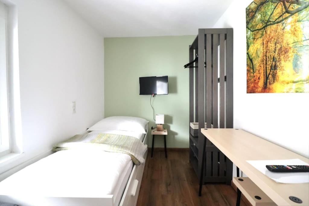 Schickes Zimmer Mit Top-Ausstattung In Idealer Lage Feldkirch Exteriör bild